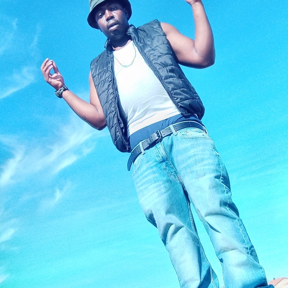 Meet your Posher, morarji - Picture 2 of 14